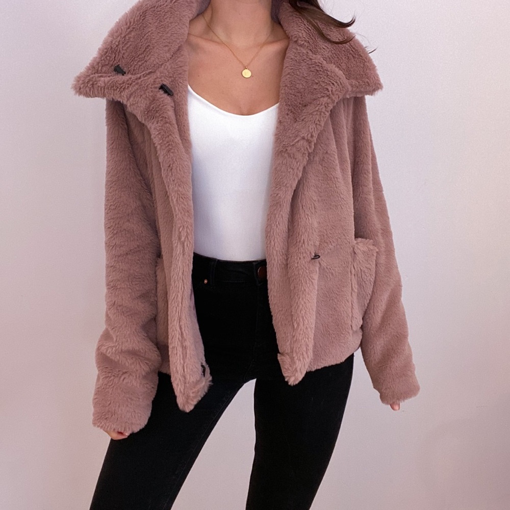 Mauve Faux Fur Jacket with Collar - Picture 2 of 6